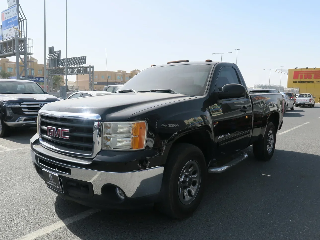 GMC  Sierra  1500  2011  Automatic  270,000 Km  8 Cylinder  Four Wheel Drive (4WD)  Pick Up  Black