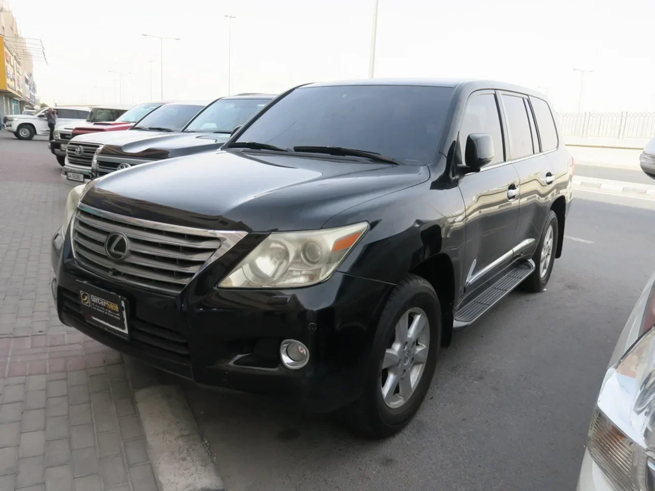 Lexus  LX  570  2009  Automatic  308,000 Km  8 Cylinder  Four Wheel Drive (4WD)  SUV  Black