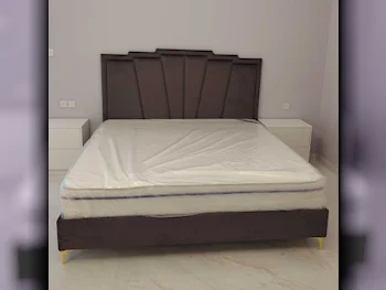 Beds - King  - Gray  - Mattress Included