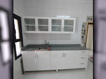 Kitchen Cabinets & Drawers - White  - Qatar