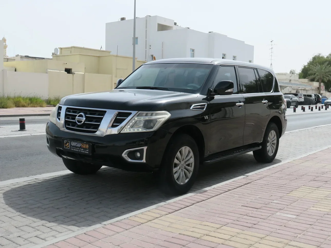 Nissan  Patrol  SE  2016  Automatic  180,000 Km  8 Cylinder  Four Wheel Drive (4WD)  SUV  Black