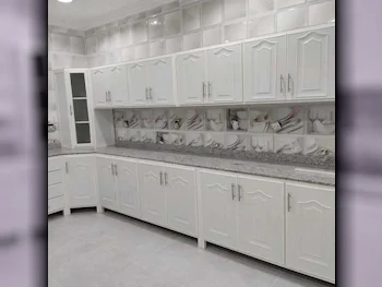 Kitchen Cabinets & Drawers - White  - Qatar