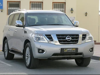 Nissan  Patrol  Platinum  2016  Automatic  308,000 Km  8 Cylinder  Four Wheel Drive (4WD)  SUV  Silver