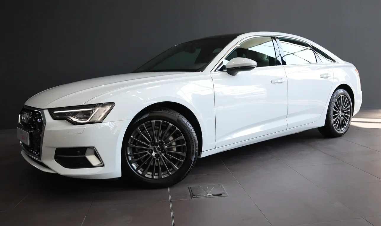 Audi  A6  2.0 T  2024  Automatic  2,000 Km  4 Cylinder  Front Wheel Drive (FWD)  Sedan  White  With Warranty