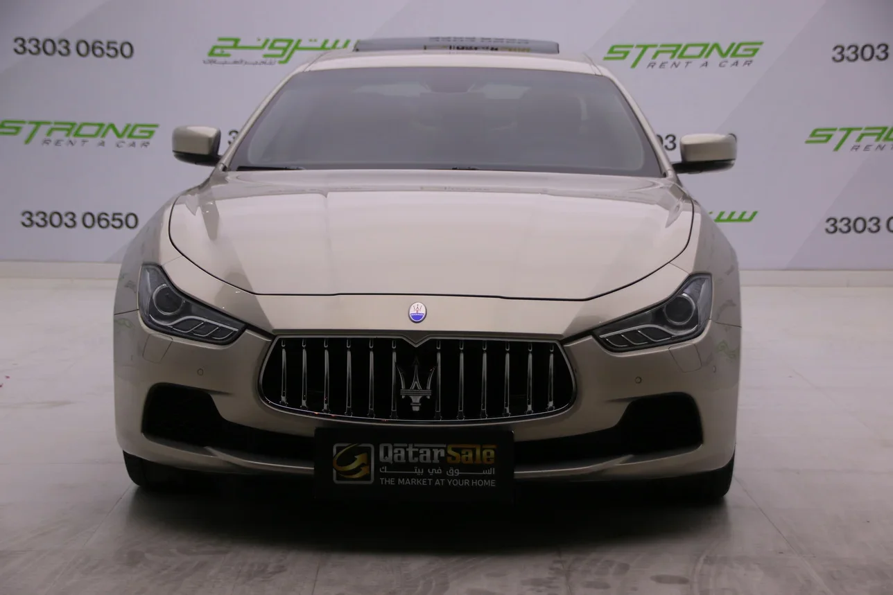 Maserati  Ghibli  2016  Automatic  100,000 Km  6 Cylinder  Rear Wheel Drive (RWD)  Sedan  Gold