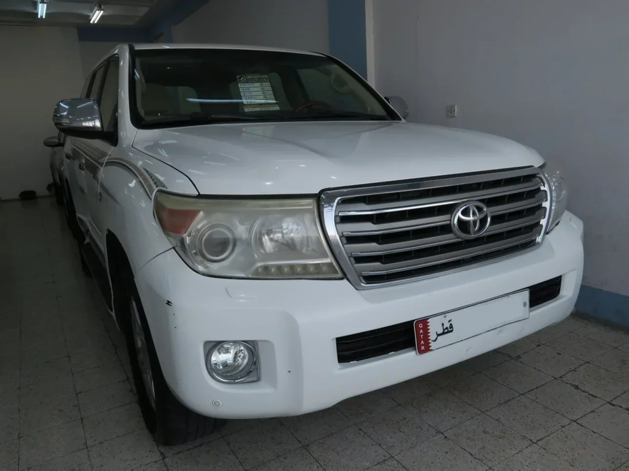 Toyota  Land Cruiser  VXR  2012  Automatic  368,000 Km  8 Cylinder  Four Wheel Drive (4WD)  SUV  White