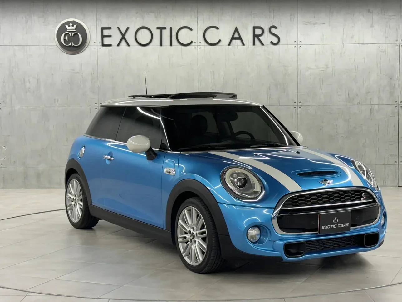 Mini  Cooper  S  2018  Automatic  65,000 Km  4 Cylinder  Front Wheel Drive (FWD)  Hatchback  Blue