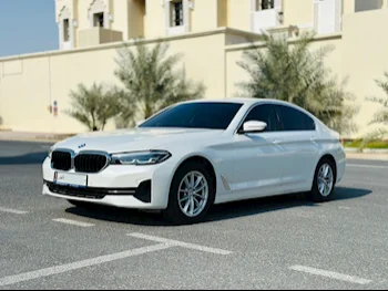 BMW  5-Series  520i  2023  Automatic  55,000 Km  4 Cylinder  Rear Wheel Drive (RWD)  Sedan  White  With Warranty