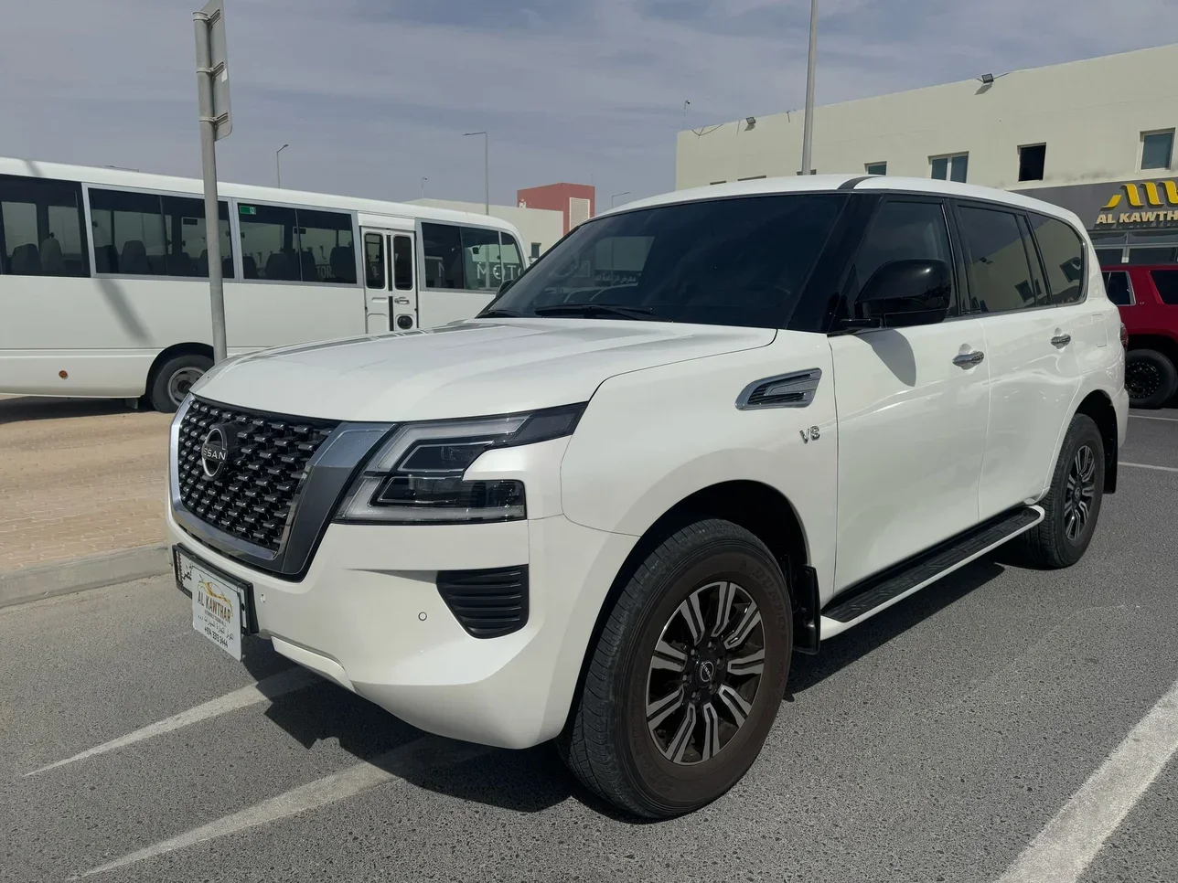 Nissan  Patrol  XE  2023  Automatic  29,000 Km  8 Cylinder  Four Wheel Drive (4WD)  SUV  White  With Warranty