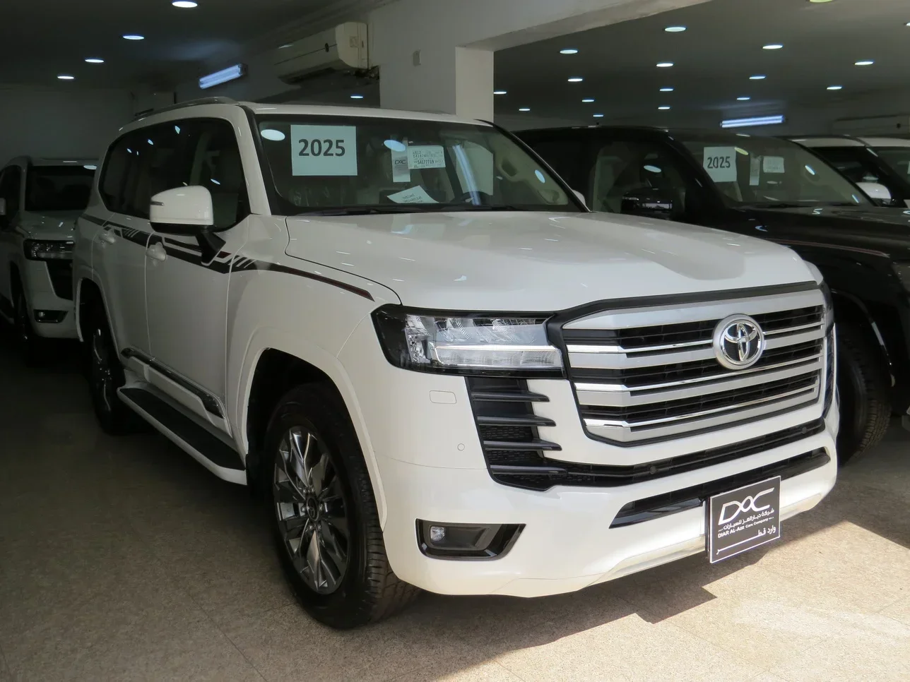 Toyota  Land Cruiser  GXR Twin Turbo  2025  Automatic  0 Km  6 Cylinder  Four Wheel Drive (4WD)  SUV  White  With Warranty
