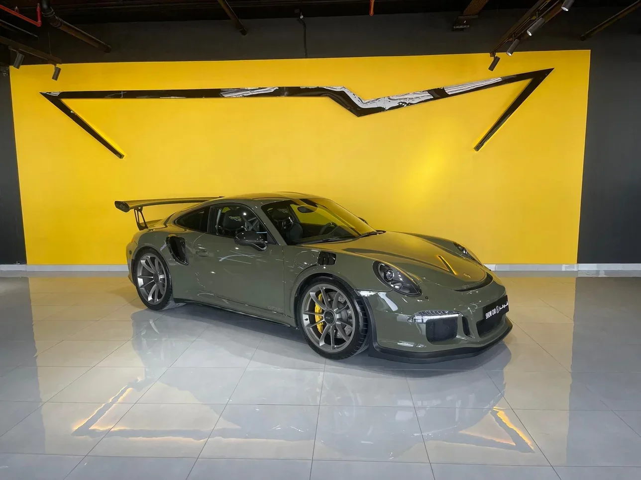 Porsche  911  GT3 RS  2016  Automatic  74,000 Km  6 Cylinder  Rear Wheel Drive (RWD)  Coupe / Sport  Olive Green  With Warranty