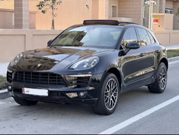 Porsche  Macan  2018  Automatic  107,000 Km  4 Cylinder  Four Wheel Drive (4WD)  SUV  Black