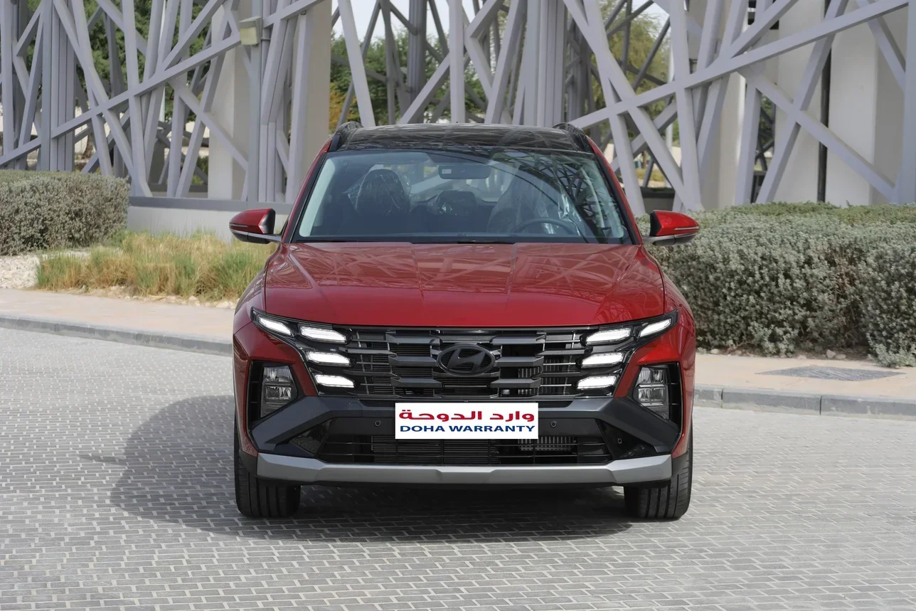 Hyundai  Tucson  Limited  2025  Automatic  0 Km  4 Cylinder  Front Wheel Drive (FWD)  SUV  Red  With Warranty