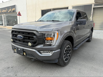 فورد أف 150 2021 اوتوماتيك 107,000 كم 6 سلندر دفع رباعي بيكب رمادي