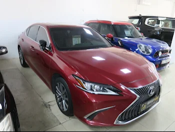 Lexus  ES  350  2019  Automatic  94,000 Km  6 Cylinder  Rear Wheel Drive (RWD)  Sedan  Maroon