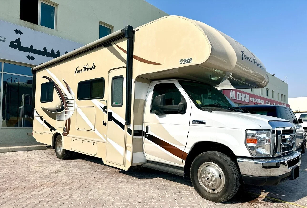 Caravan - 2018  - White  -Made in United States of America(USA)  - 3,500 Km