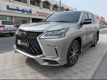 Lexus  LX  570 S  2018  Automatic  65,000 Km  8 Cylinder  Four Wheel Drive (4WD)  SUV  Sonic Titanium