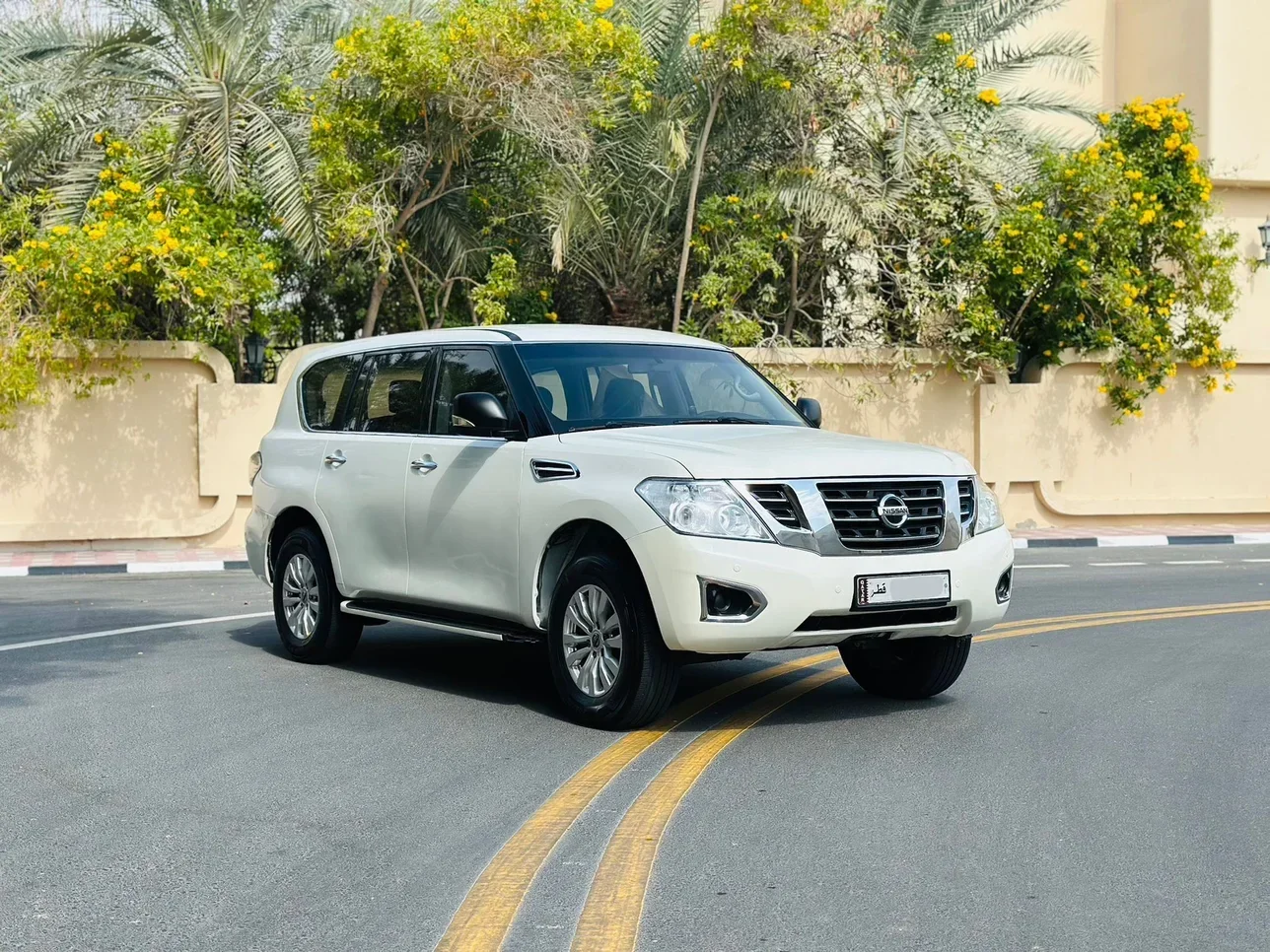 Nissan  Patrol  XE  2017  Automatic  168,000 Km  6 Cylinder  Four Wheel Drive (4WD)  SUV  White