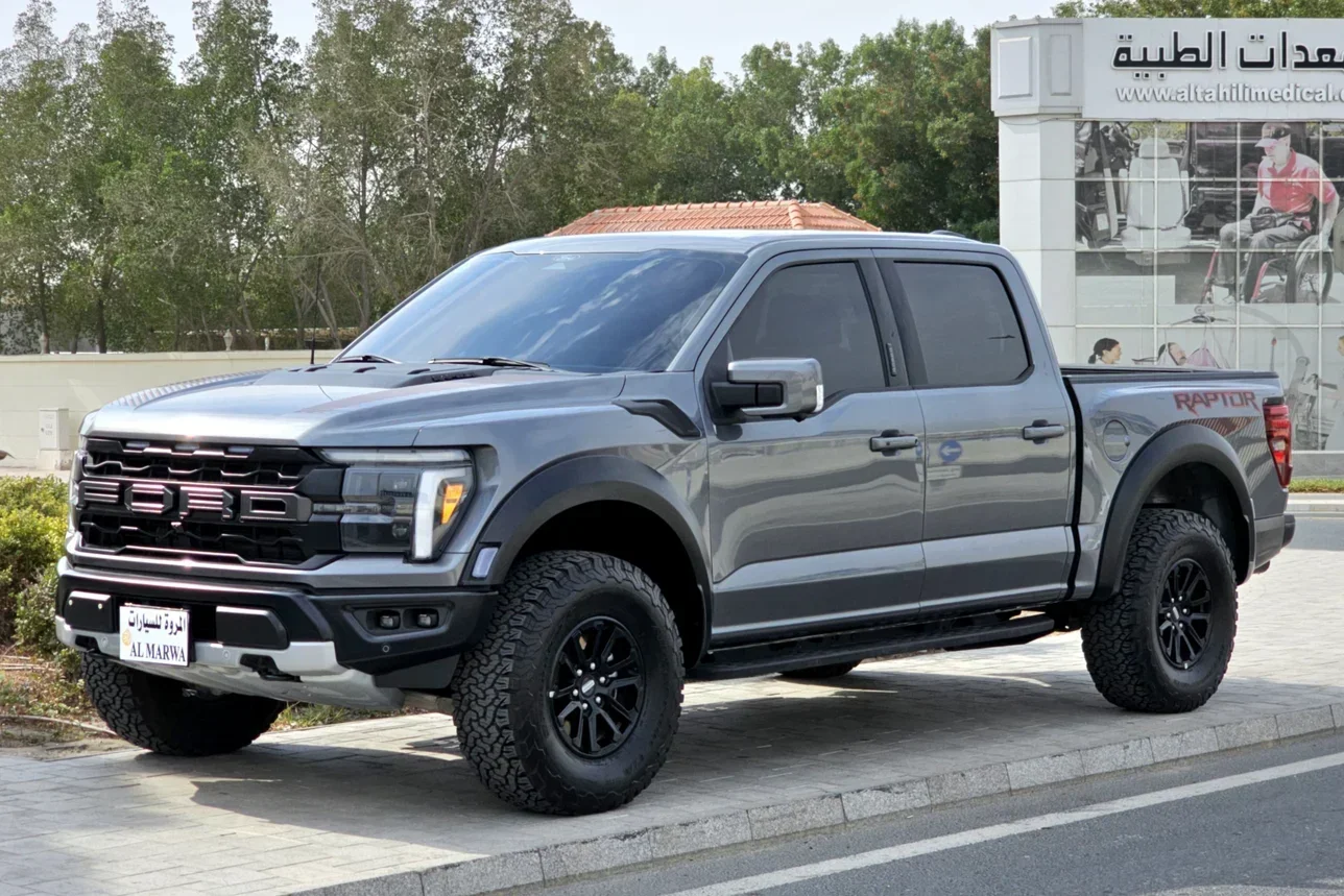 Ford  Raptor  2024  Automatic  4,000 Km  6 Cylinder  Four Wheel Drive (4WD)  Pick Up  Gray  With Warranty