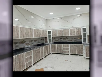 Kitchen Cabinets & Drawers - White  - Qatar