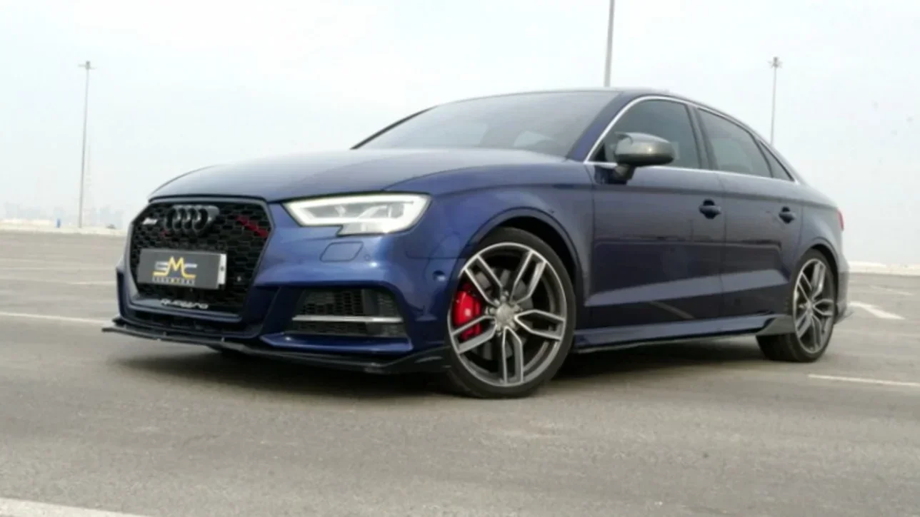 Audi  S  3  2018  Automatic  100,000 Km  4 Cylinder  All Wheel Drive (AWD)  Sedan  Blue