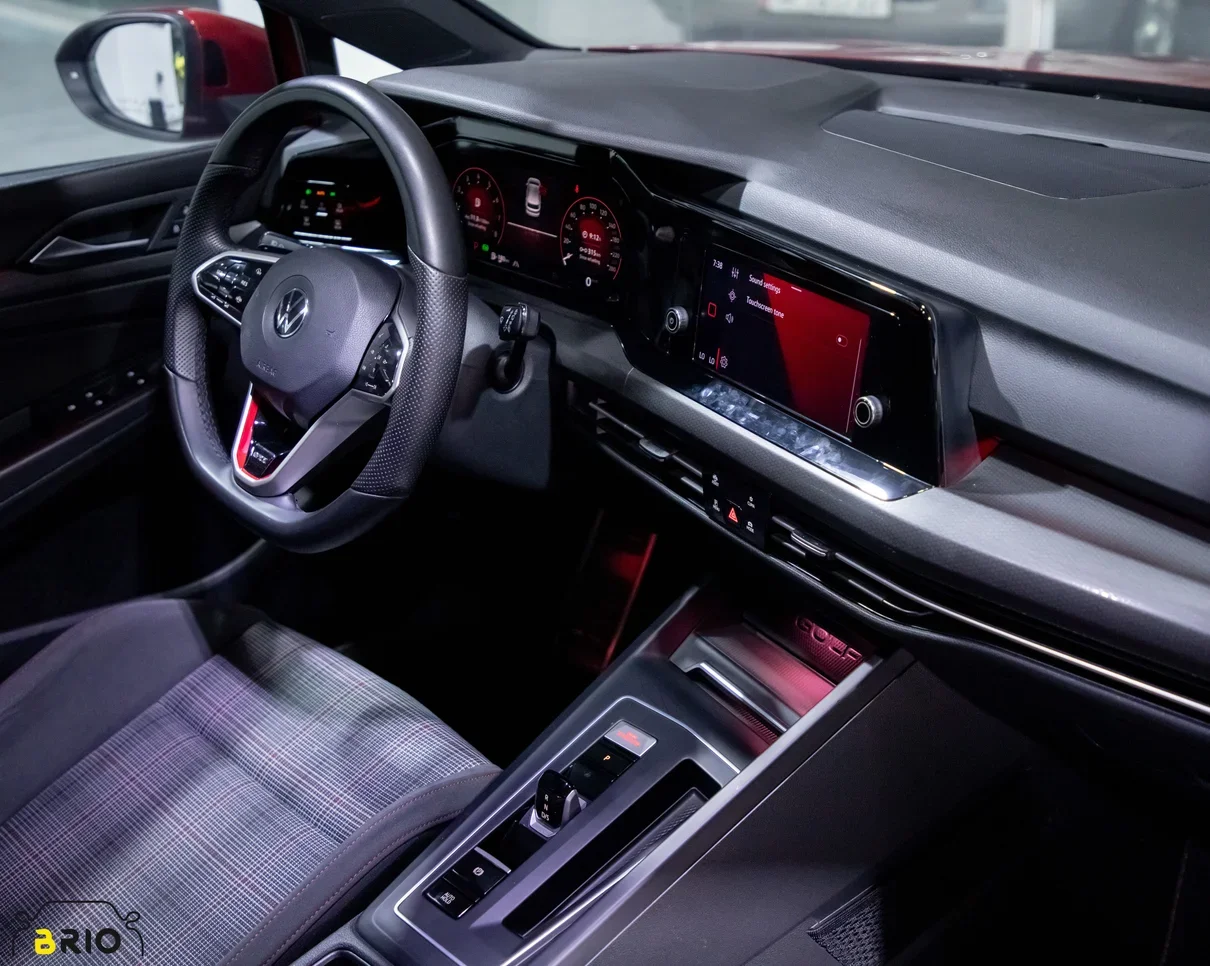 Volkswagen Golf GTI 2021 Automatic 29,000 Km 4 Cylinder Front Wheel Drive (FWD) Hatchback Red