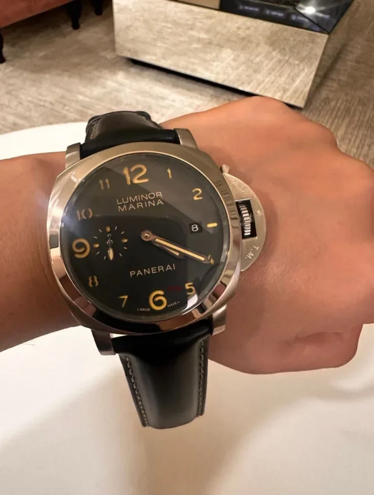 Watches - Panerai  - Analogue Watches  - Black  - Men Watches