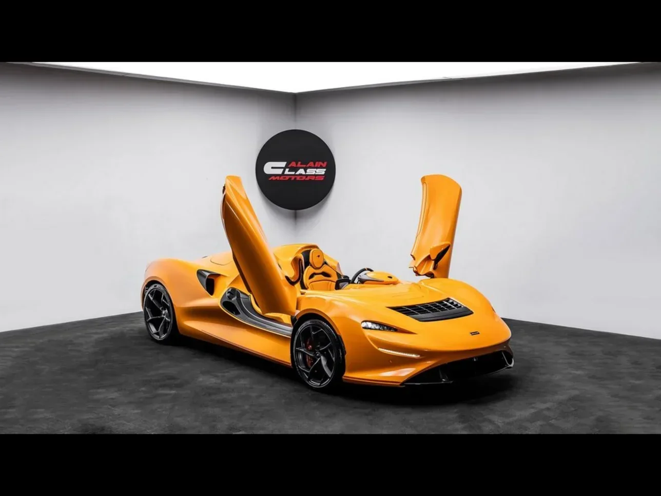 Mclaren  Elva  Roadster  2021  Automatic  0 Km  8 Cylinder  All Wheel Drive (AWD)  Convertible  Orange