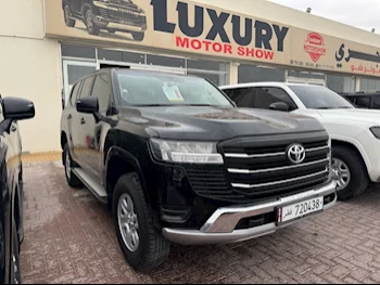 Toyota  Land Cruiser  GX  2022  Automatic  139,000 Km  6 Cylinder  Four Wheel Drive (4WD)  SUV  Black