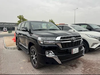 Toyota  Land Cruiser  GXR- Grand Touring  2021  Automatic  48,000 Km  8 Cylinder  Four Wheel Drive (4WD)  SUV  Black