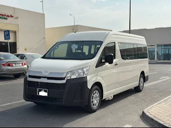 Toyota  Hiace  2025  Automatic  0 Km  4 Cylinder  Rear Wheel Drive (RWD)  Van / Bus  White  With Warranty