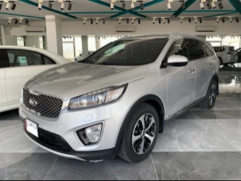 Kia  Sorento  3.5  2015  Automatic  111,000 Km  6 Cylinder  Rear Wheel Drive (RWD)  SUV  Silver