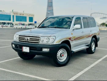 Toyota  Land Cruiser  GX  2006  Manual  400,000 Km  6 Cylinder  Four Wheel Drive (4WD)  SUV  Light Sky Blue