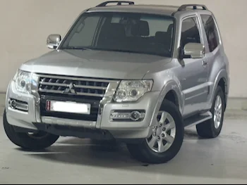 Mitsubishi  Pajero  GLS  2020  Automatic  110,000 Km  6 Cylinder  Four Wheel Drive (4WD)  SUV  Silver