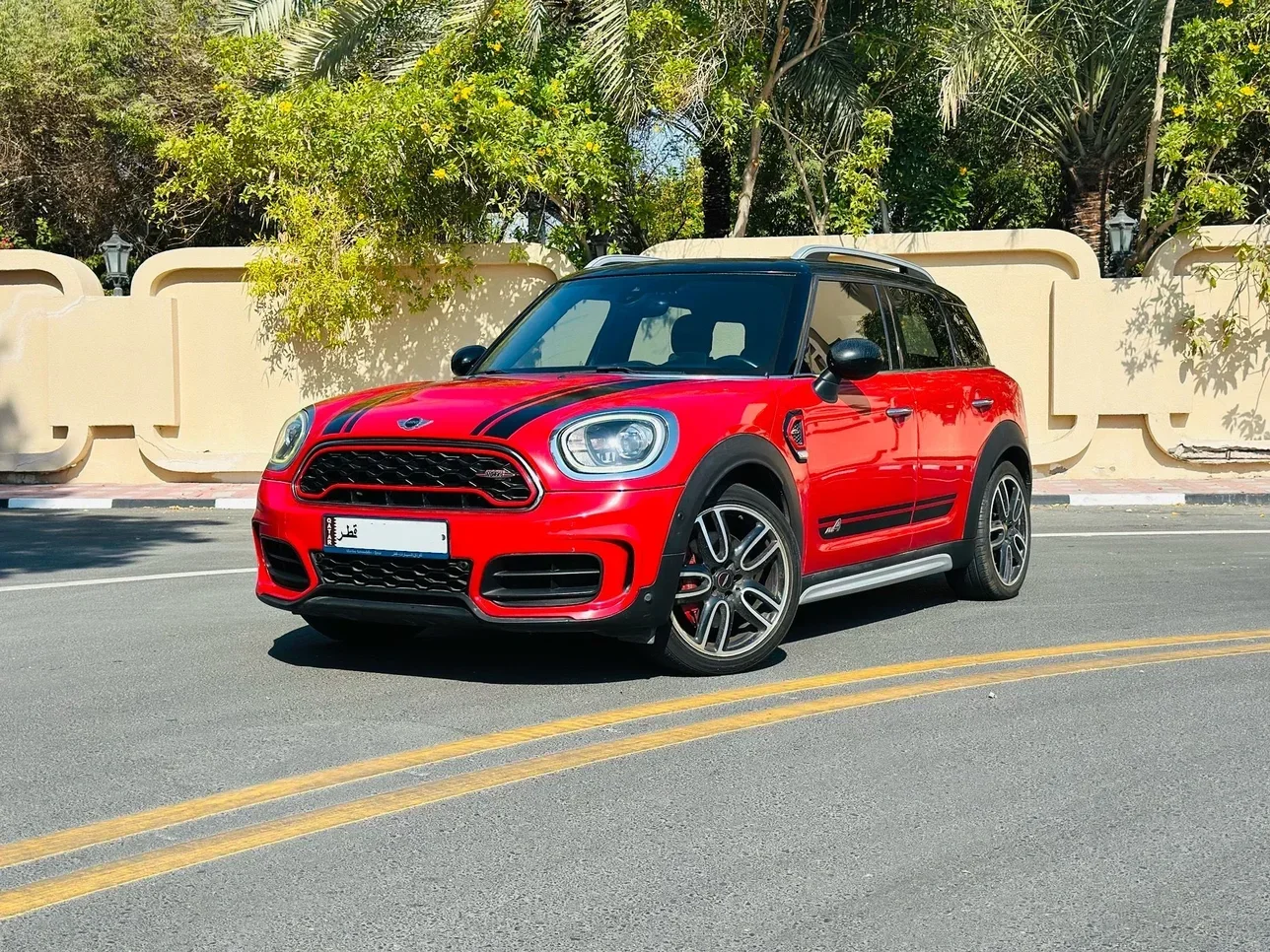 Mini  Cooper  CountryMan  S  2018  Automatic  124,000 Km  4 Cylinder  Four Wheel Drive (4WD)  Hatchback  Red