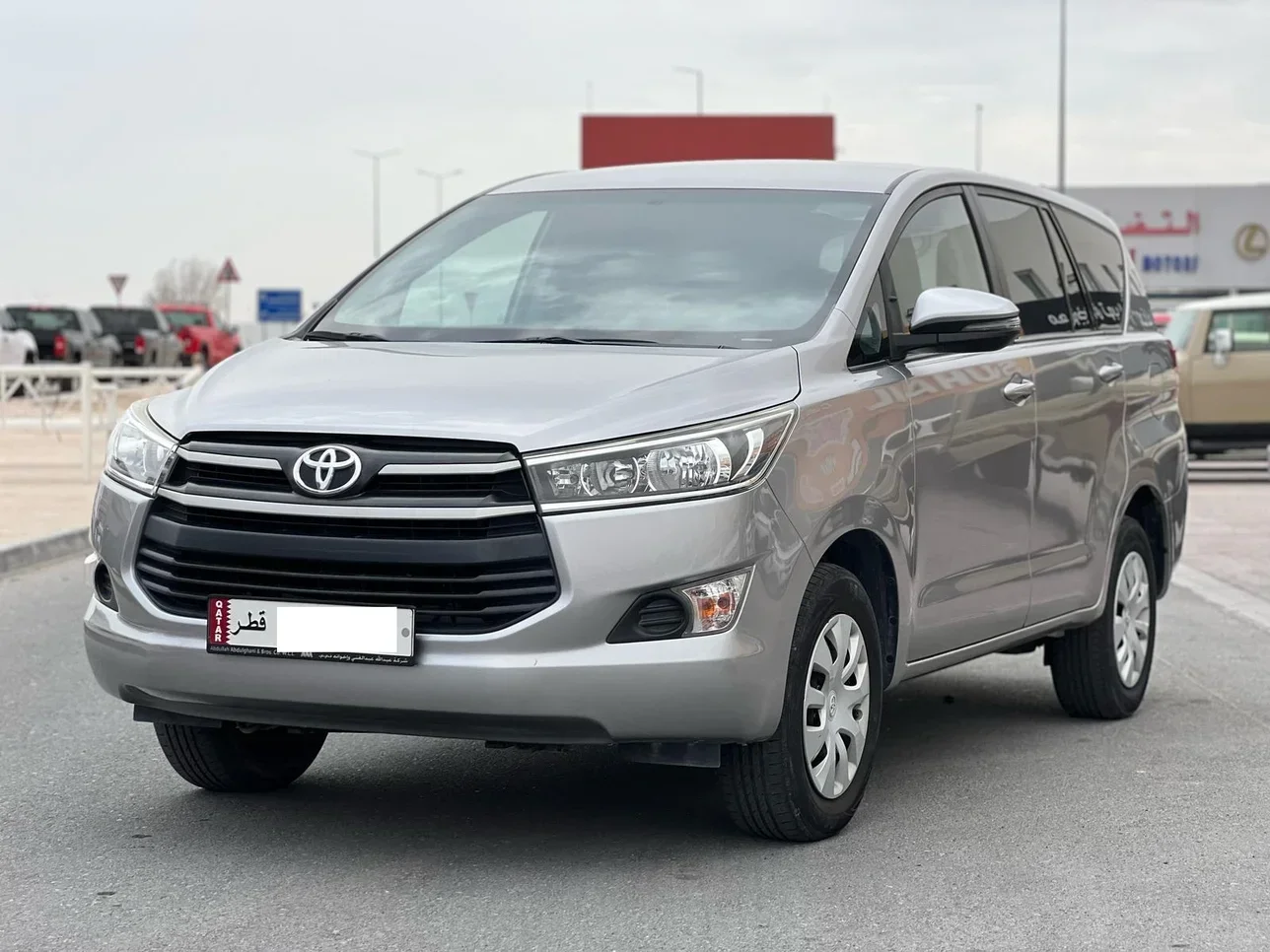 Toyota  Innova  2019  Automatic  171,000 Km  4 Cylinder  Front Wheel Drive (FWD)  Van / Bus  Gray