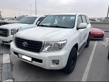 Toyota  Land Cruiser  G  2015  Automatic  210,000 Km  6 Cylinder  Four Wheel Drive (4WD)  SUV  White