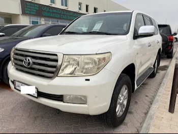 Toyota  Land Cruiser  VXR  2009  Automatic  420,000 Km  8 Cylinder  Four Wheel Drive (4WD)  SUV  White