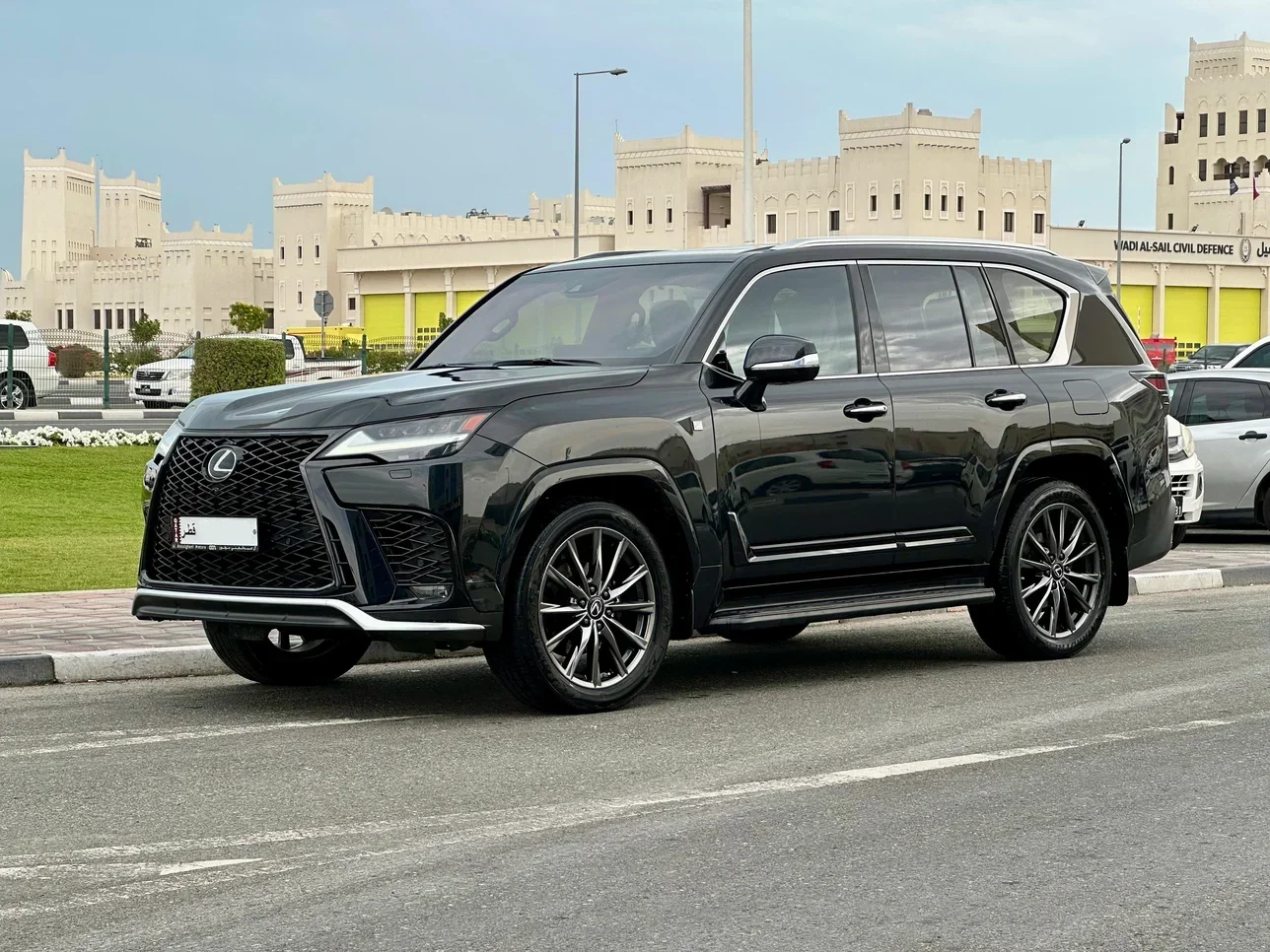 Lexus  LX 600 F-Sport  SUV 4x4  Black  2023