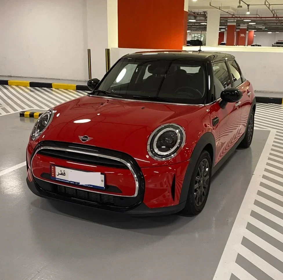 Mini  Cooper  2022  Automatic  13,000 Km  3 Cylinder  Front Wheel Drive (FWD)  Hatchback  Red  With Warranty