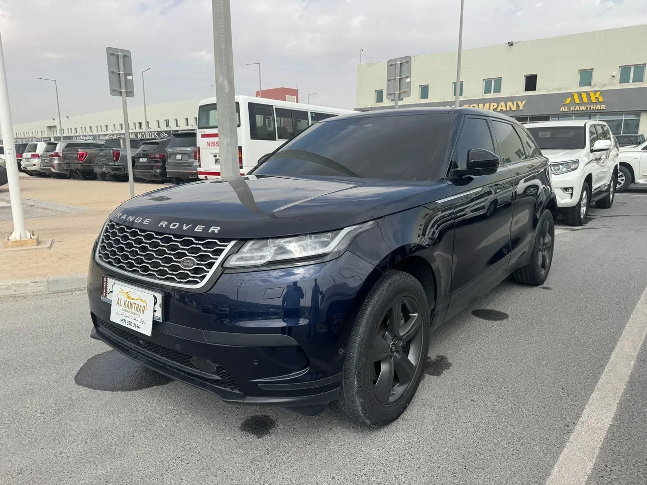 Land Rover  Range Rover  Velar  S  2021  Automatic  86,000 Km  4 Cylinder  Four Wheel Drive (4WD)  SUV  Blue