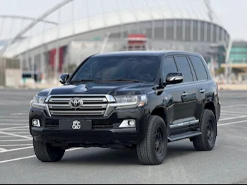 Toyota  Land Cruiser  VXR  2018  Automatic  202,000 Km  8 Cylinder  Four Wheel Drive (4WD)  SUV  Black