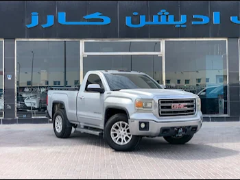 GMC  Sierra  1500  2014  Automatic  296,000 Km  8 Cylinder  Four Wheel Drive (4WD)  Pick Up  Silver