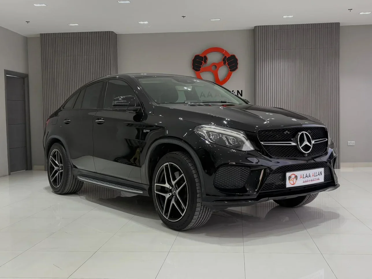 Mercedes-Benz  GLE  43 AMG  2017  Automatic  113,000 Km  8 Cylinder  Four Wheel Drive (4WD)  SUV  Black