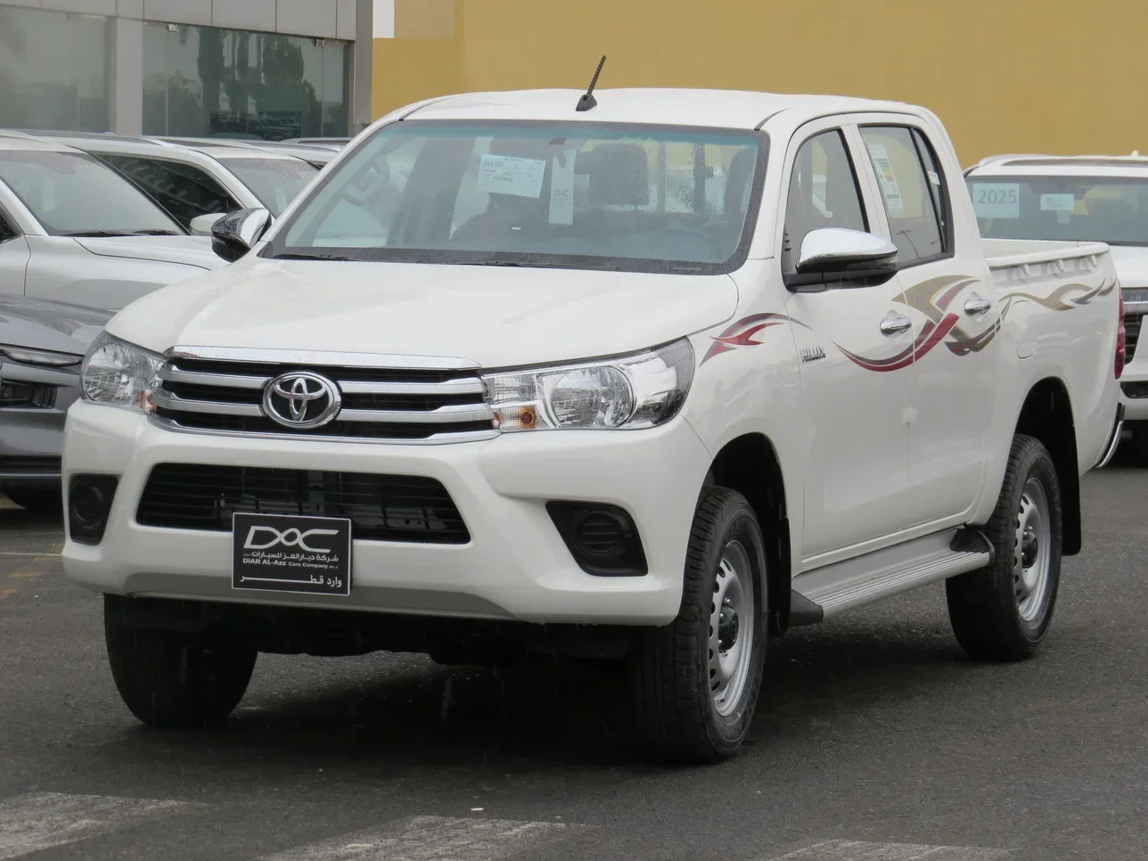 Toyota  Hilux  2025  Automatic  0 Km  4 Cylinder  Four Wheel Drive (4WD)  Pick Up  White  With Warranty