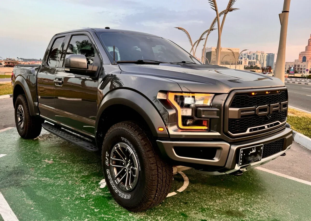 Ford  Raptor  2020  Automatic  84,000 Km  6 Cylinder  Four Wheel Drive (4WD)  Pick Up  Gray