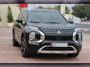 Mitsubishi  Outlander  Limited edition  2023  Automatic  65,500 Km  4 Cylinder  Four Wheel Drive (4WD)  SUV  Black  With Warranty