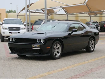 Dodge  Challenger  SXT Plus  2021  Automatic  97,000 Km  6 Cylinder  Rear Wheel Drive (RWD)  Coupe / Sport  Black