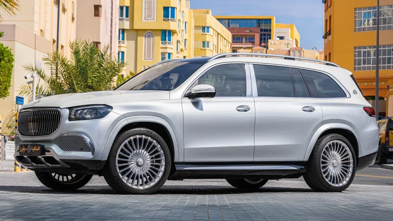 Mercedes-Benz  GLS  600 Maybach  2023  Automatic  3,500 Km  8 Cylinder  Four Wheel Drive (4WD)  SUV  Silver  With Warranty