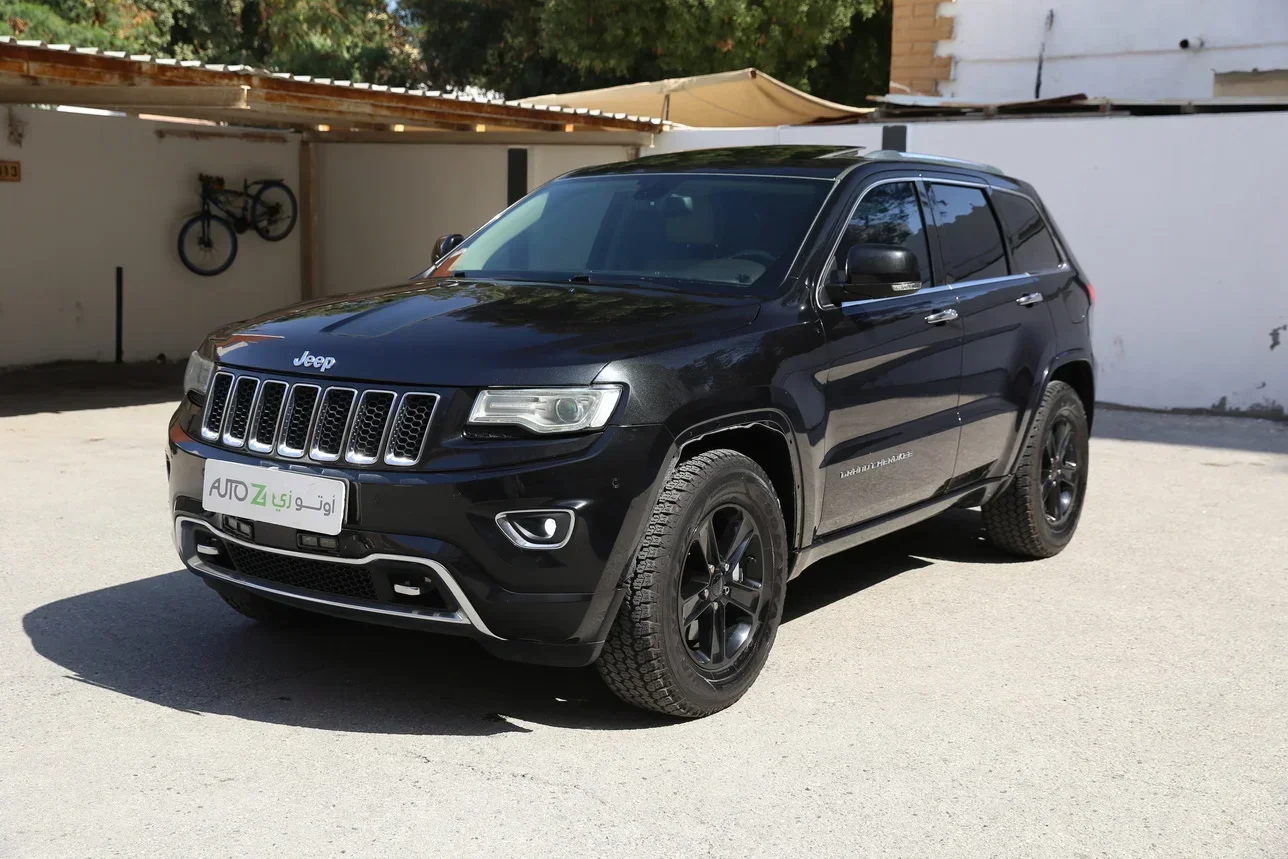 Jeep  Grand Cherokee  Overland  2016  Automatic  274,300 Km  8 Cylinder  Four Wheel Drive (4WD)  SUV  Black